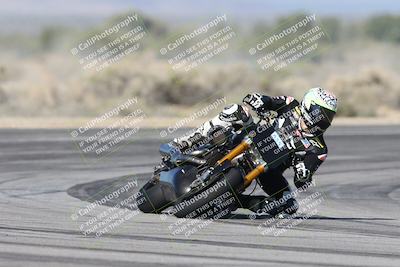 media/Jan-15-2026-Racers Edge (Thu) [[dfebeb70ab]]/2-A Group/Session 3 (Turn 16)/